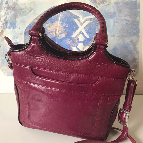 Brighton Crossbody Leather - Picture 5 of 8